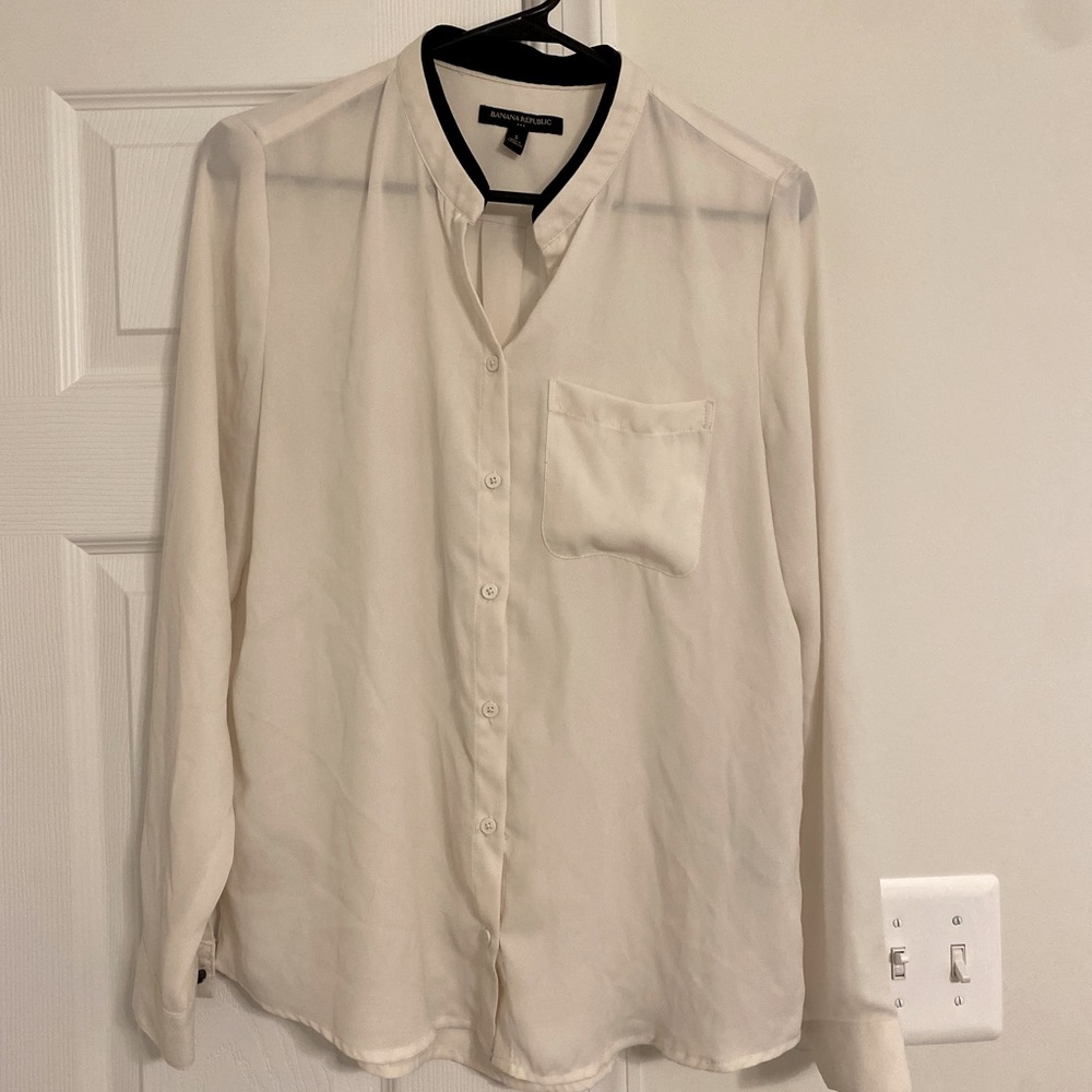 Banana republic white button up blouse size small S